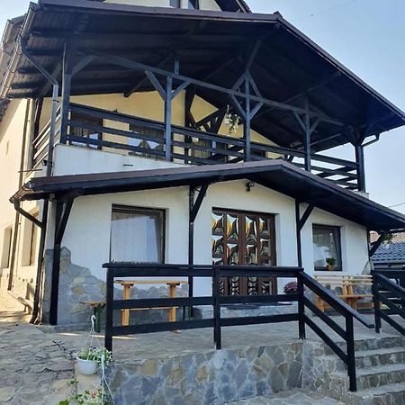Casa Hoinarilor Bed & Breakfast Bran  Exterior foto
