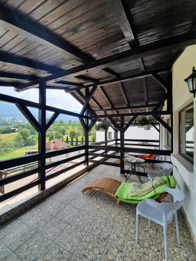 Casa Hoinarilor Bed & Breakfast Bran  Exterior foto