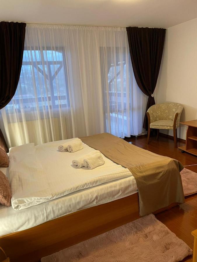 Casa Hoinarilor Bed & Breakfast Bran  Exterior foto