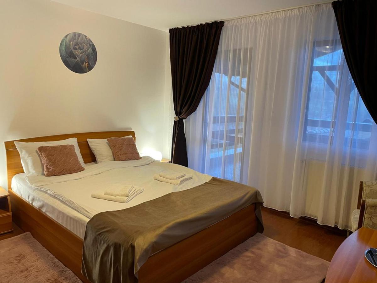 Casa Hoinarilor Bed & Breakfast Bran  Exterior foto