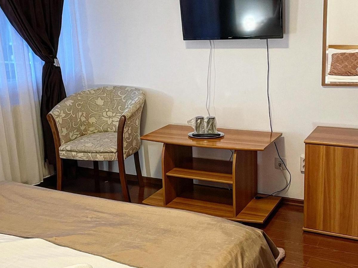 Casa Hoinarilor Bed & Breakfast Bran  Exterior foto